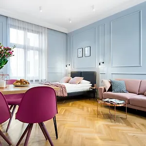 P&j Luxury Cracovie